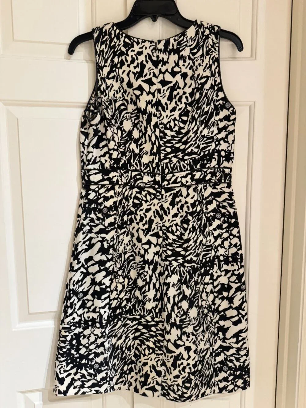 Tory Burch Black White Abstract Logo Print Sleeveless Dress Size 8